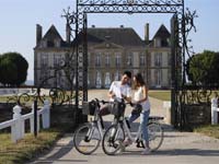 Location de vélos et golfette - Haras national du Pin ©JE Rubio