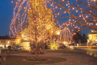 Villes et Villages Illuminés dans le Bocage® © Piel