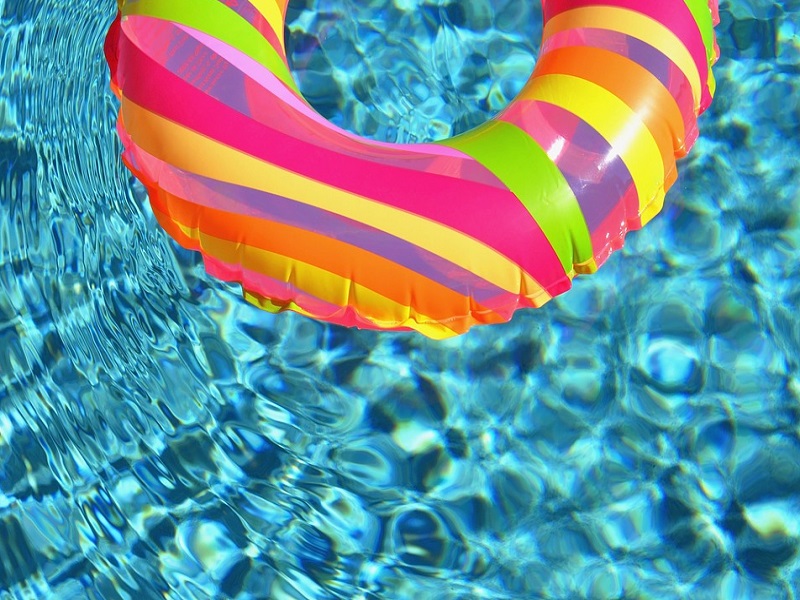 piscine800Sans titre ©pixabay