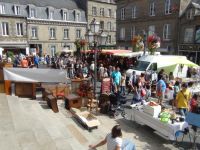 brocante200 ©ucialafertemace
