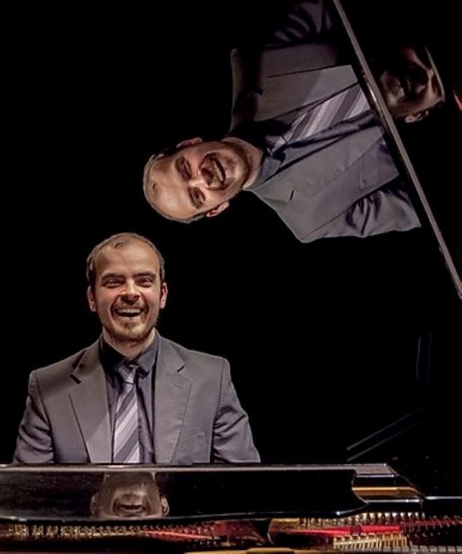 ©Mahagony Trio 1 ©Mahagony Trio ©Mahagony Trio 1