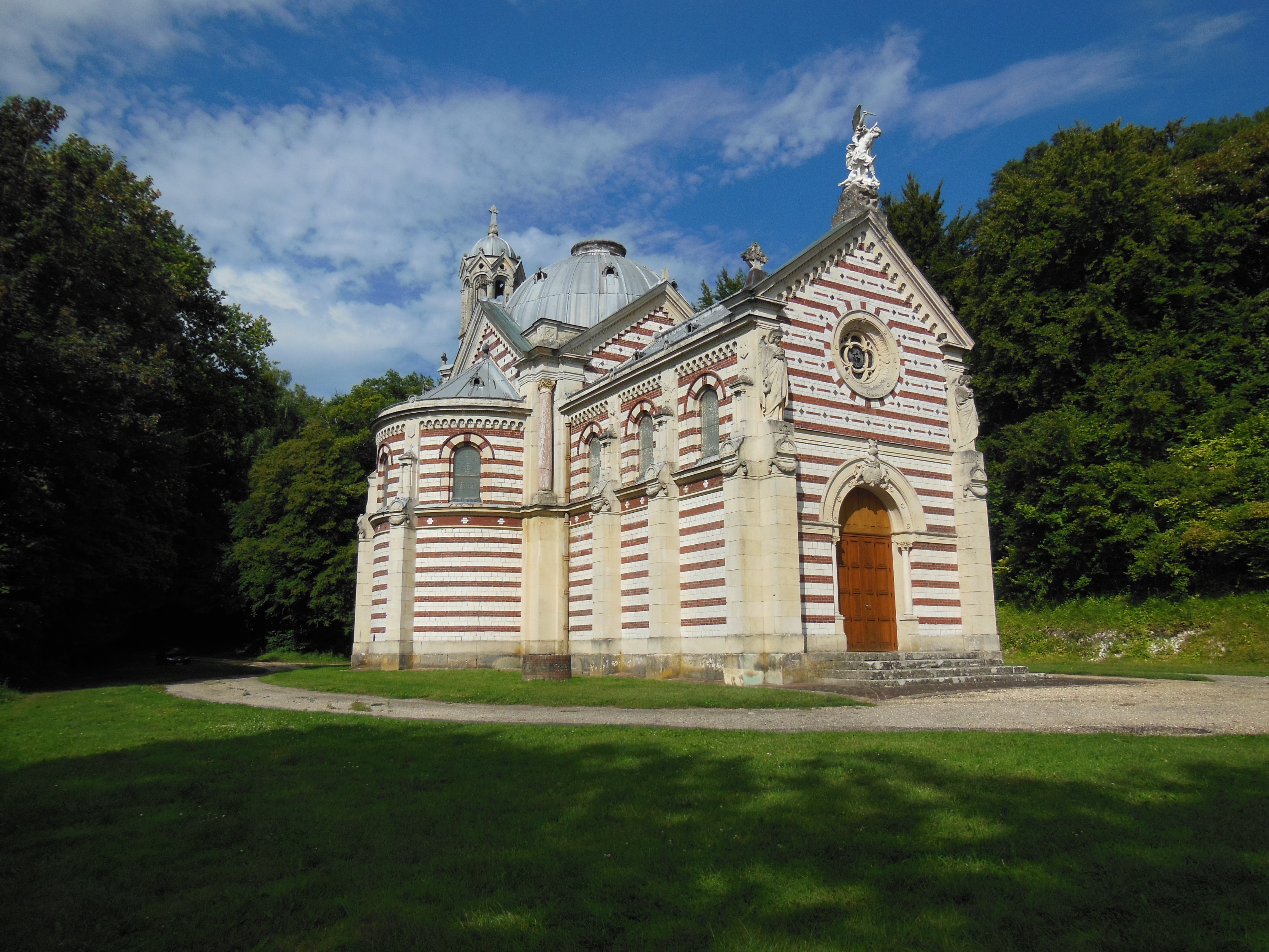 La Chapelle Funéraire des Pomereu d’Aligre