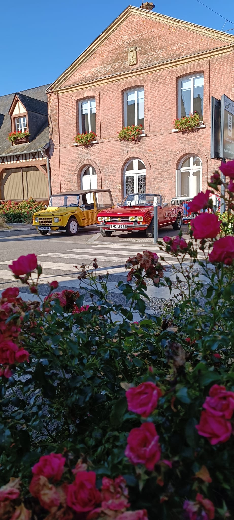 Rassemblement 2 cv Mehari Auffay