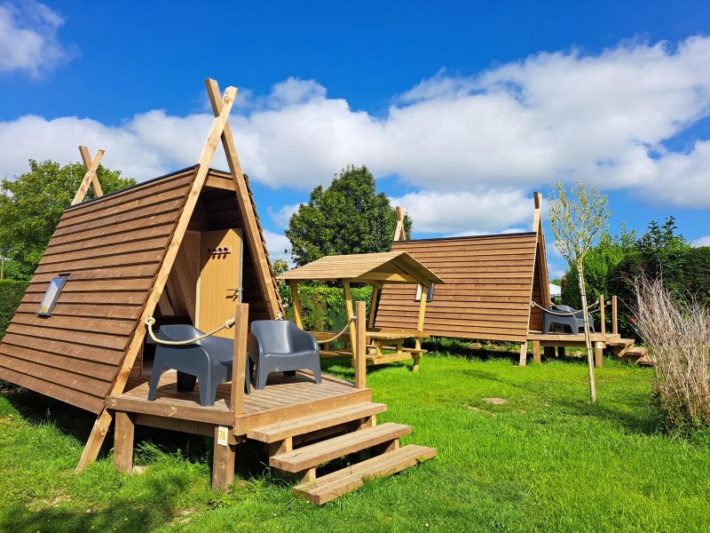 CAMPING LES POMMIERS - SAINT-LEONARD