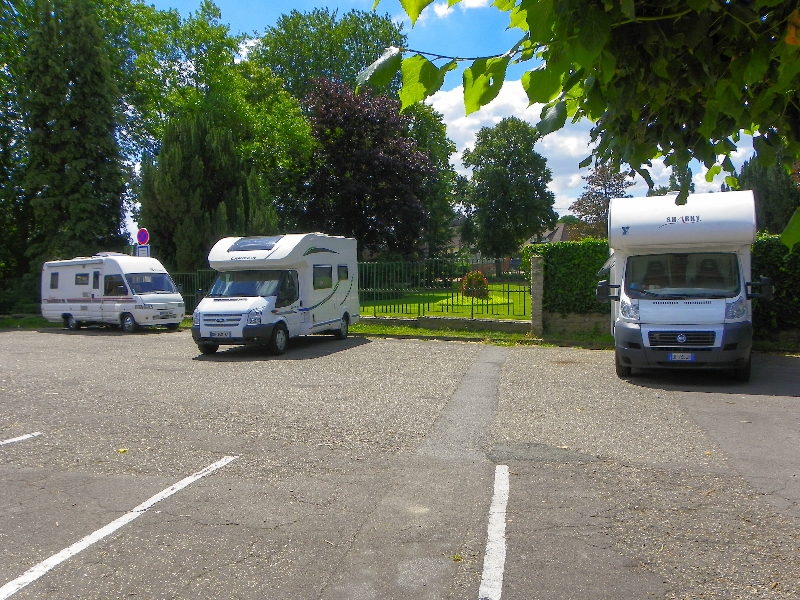 Aire de stationnement et de service de Gournay-en-Bray - photo 2