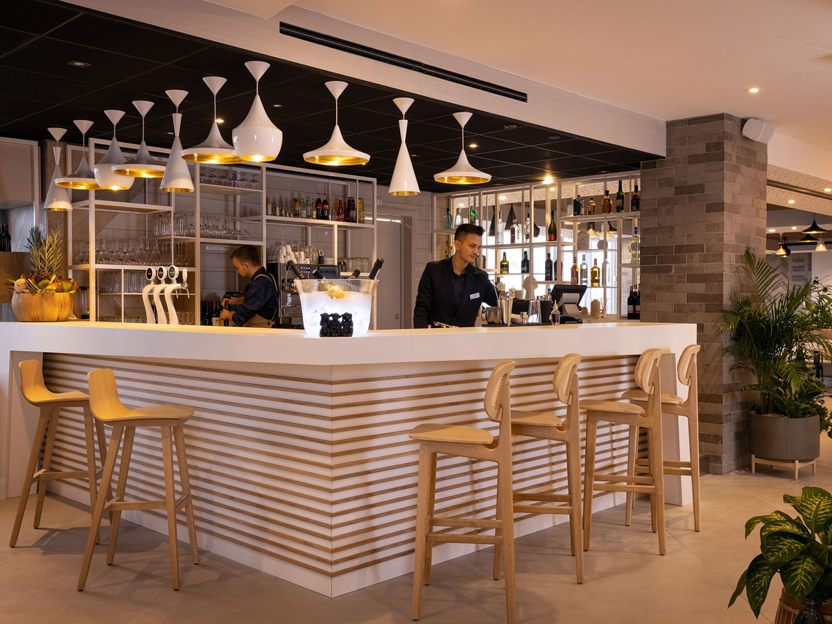 Bar©Hilton-Garden-Inn-Le-Ha