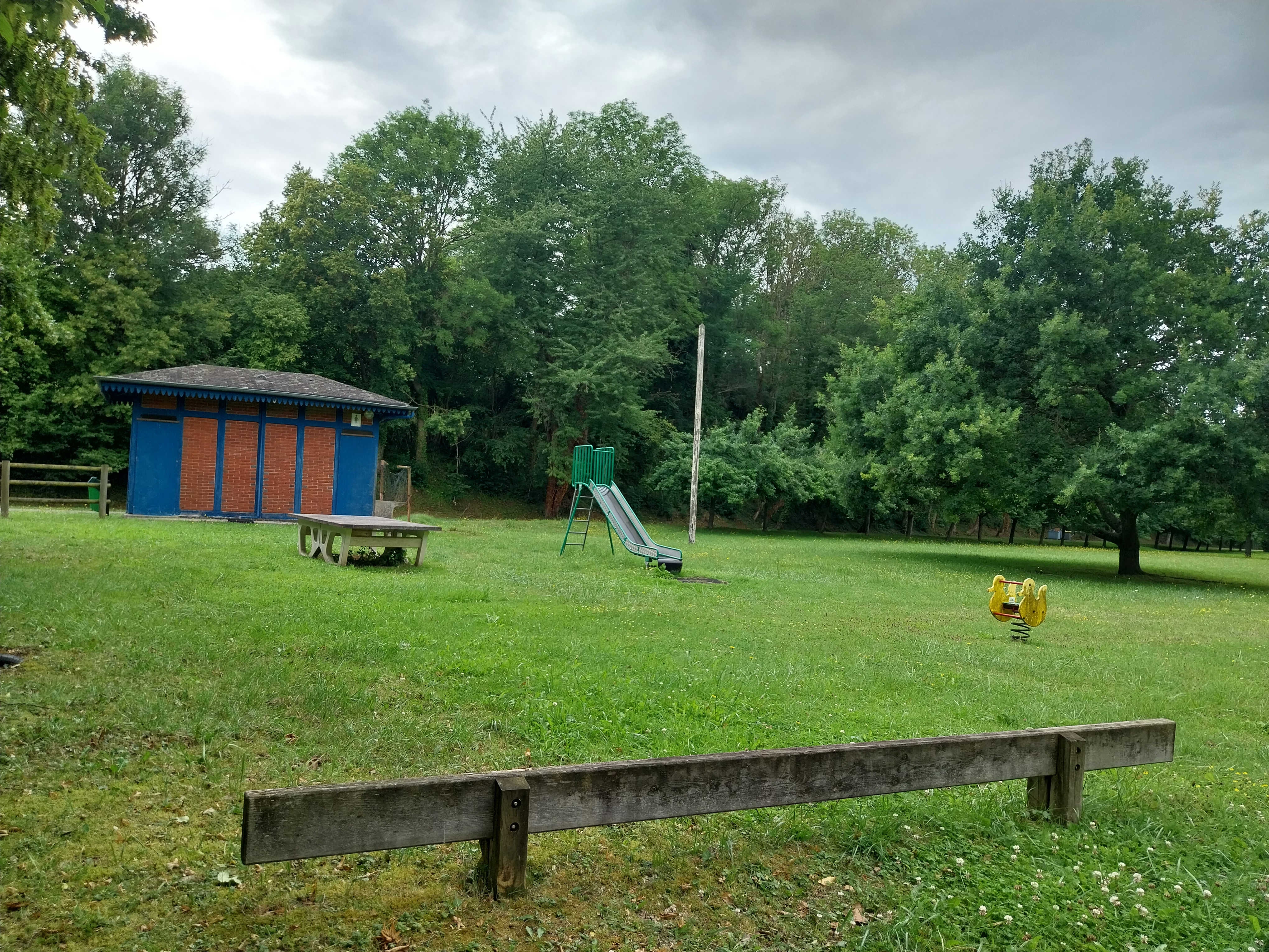 Buisson cornu - espace de jeux