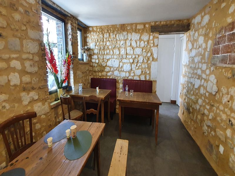 ©MR PRETE Cafe-de-la-Place-Courgeon