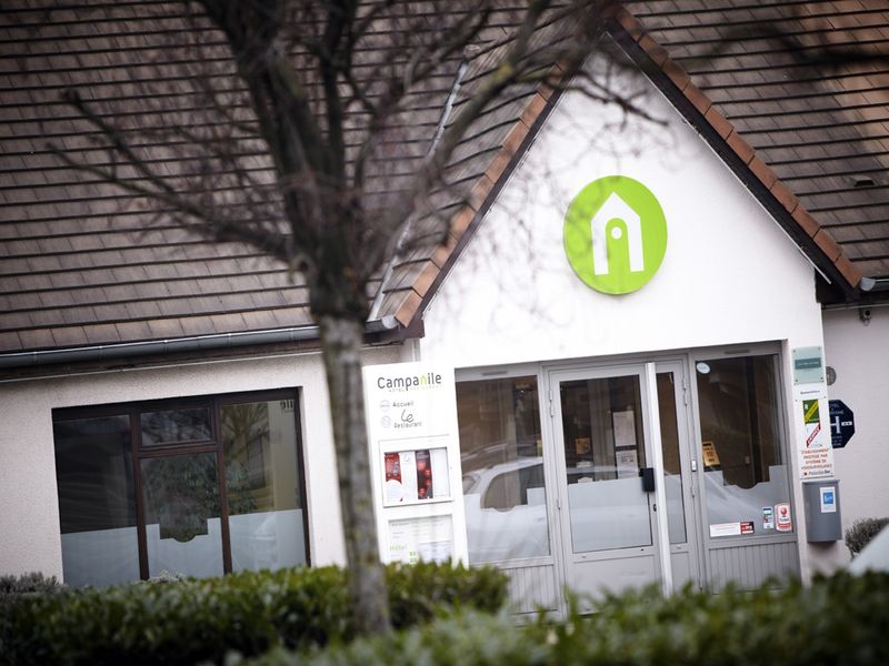 © Campanile Campanile-Alençon