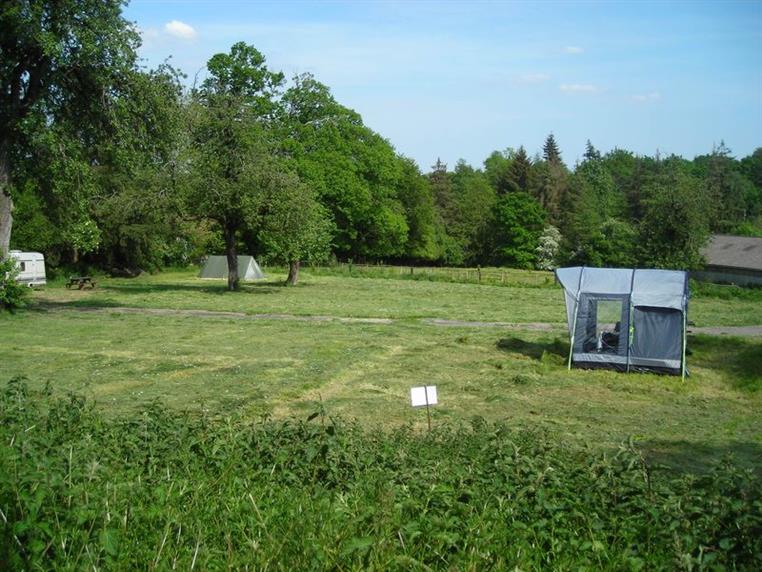© Mme OUVRY Camping-la-Gilberdière-Berjou