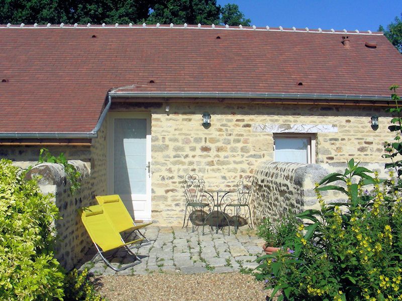 © Mme LEPLUMEY Chambre-d-hotes-Les-Potinières-Cuissai