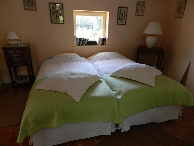 © Mme LEPLUMEY Chambre-d-hotes-Les-Potinières-Cuissai