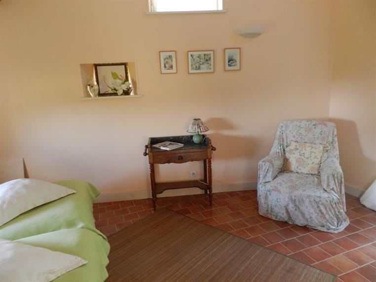 © Mme LEPLUMEY Chambre-d-hotes-Les-Potinières-Cuissai