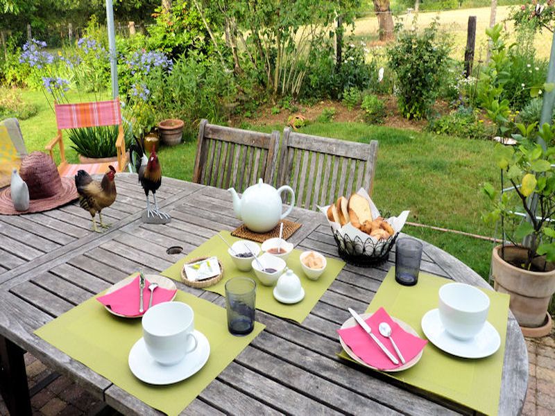 © Mme LEPLUMEY Chambre-d-hotes-Les-Potinières-Cuissai