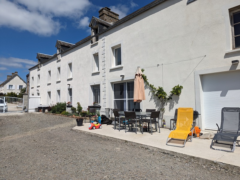Maison d’hôtes Chambre d'hôtes > Chambre La Contemporaine à Condé-sur-Vire