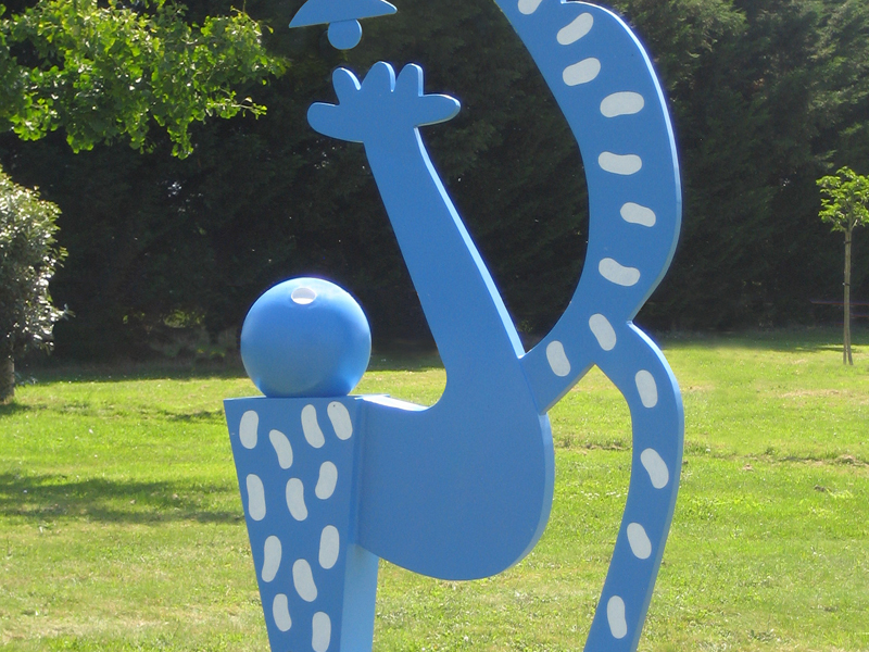Un cornet de glace change son ampoule au petit matin - Lisa Vanho (sculpture) - Un été ornais contemporain