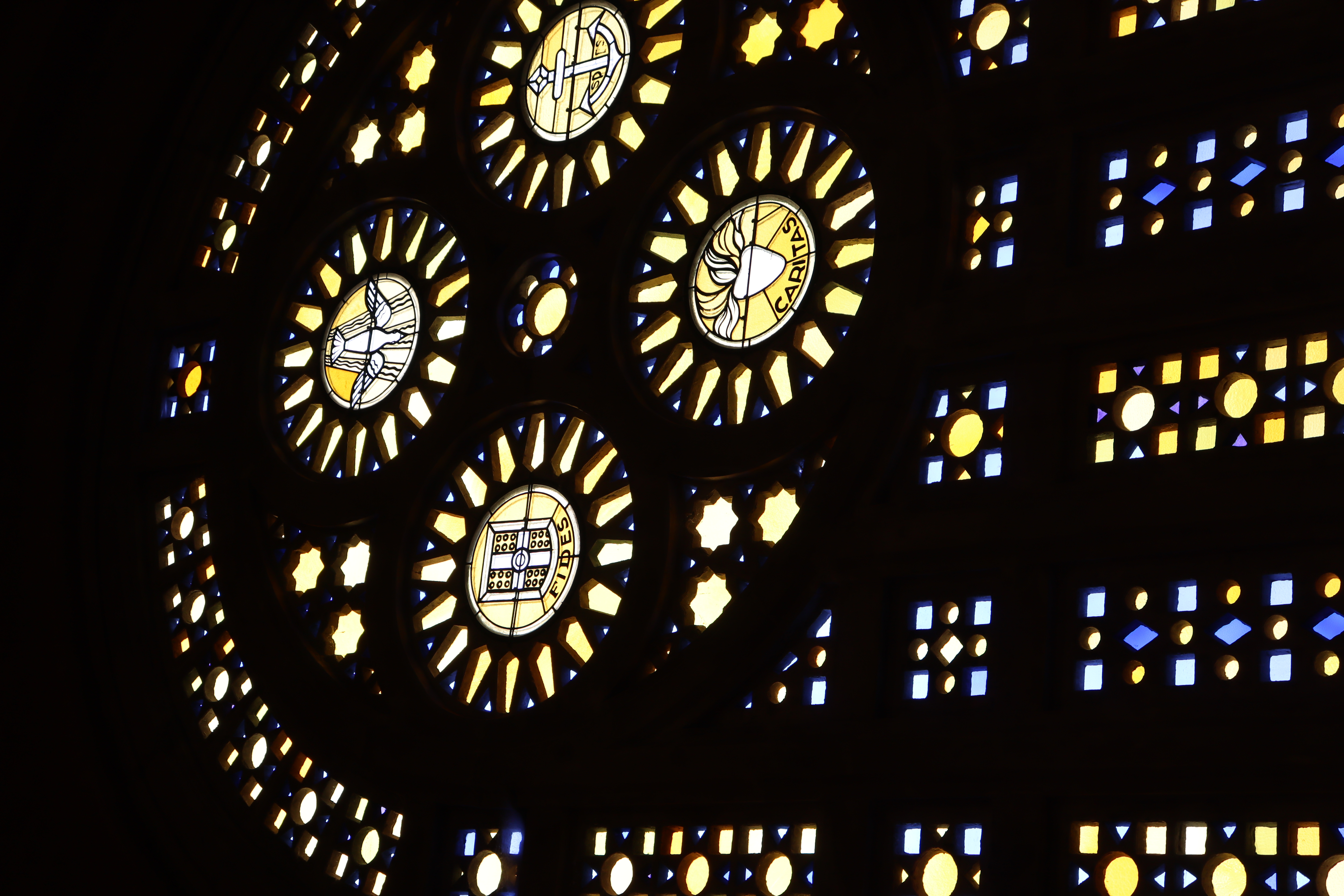 Pierres en Lumières : éclairage de l'Eglise Saint-Julien