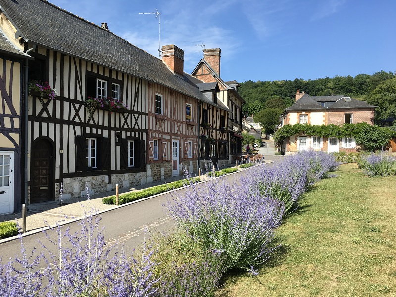 Façade de l'Atelier de Tess