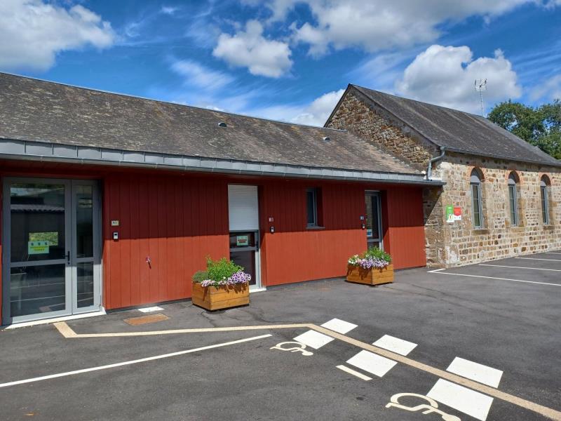 © Gites de France Orne "GITE AUX LOUPS"