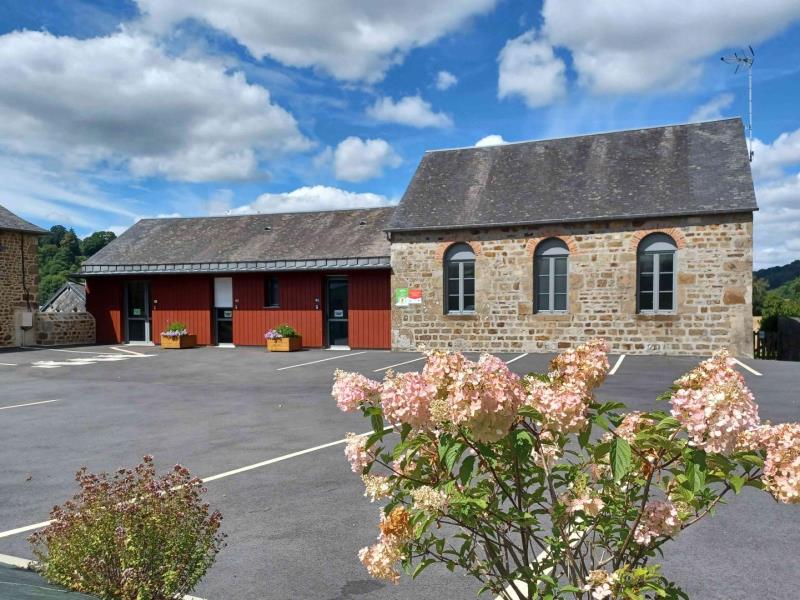 © Gites de France Orne "GITE AUX LOUPS"