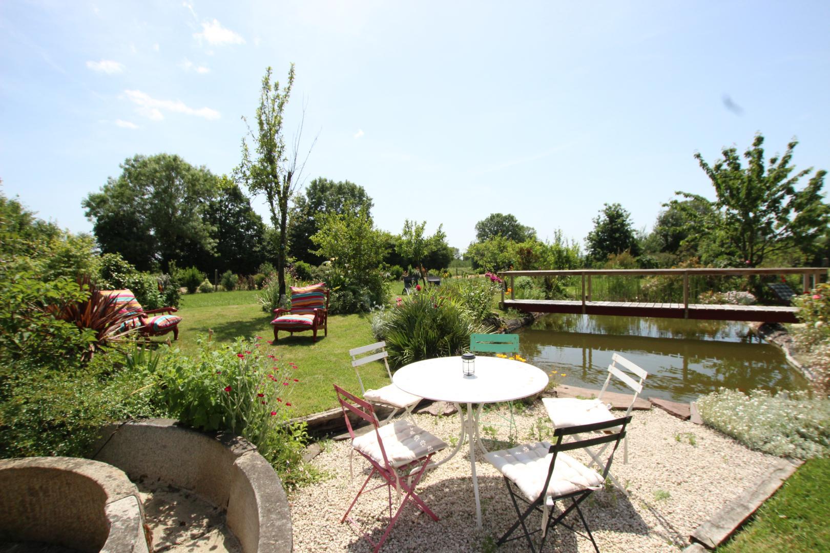 Maison d’hôtes Gîtes de France G333273 : Résidence Les Hortensias à Roncey