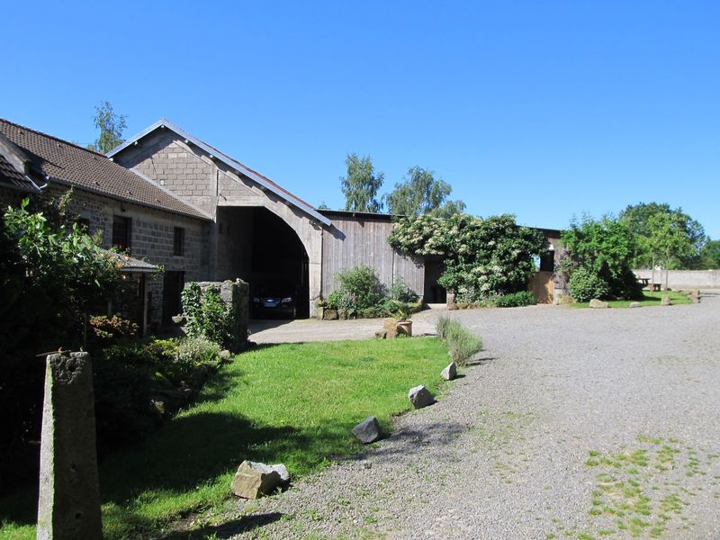 © Famille Vienne Gite-l-Arche-Fleuri-Berjou