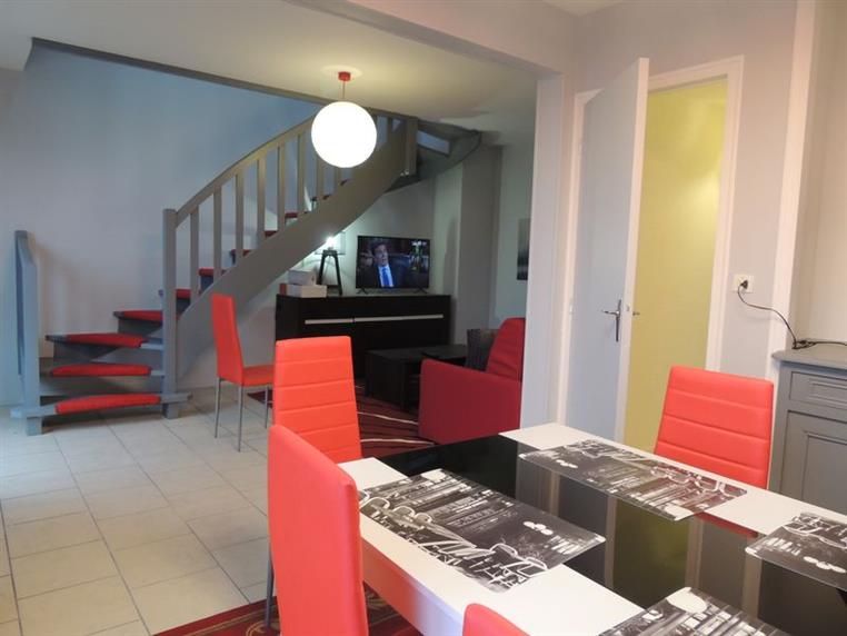 Greniers-de-la-Gatiniere-19-Bagnoles