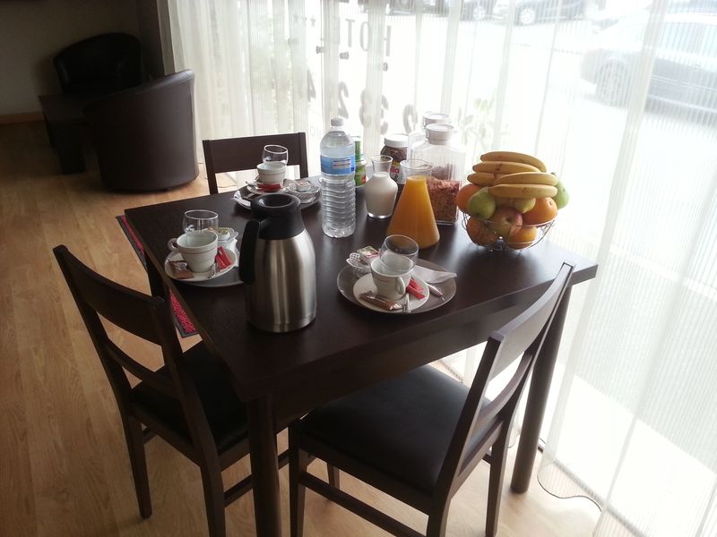 ©M.Hadi Hotel-Le-Chapeau-Rouge-Alençon