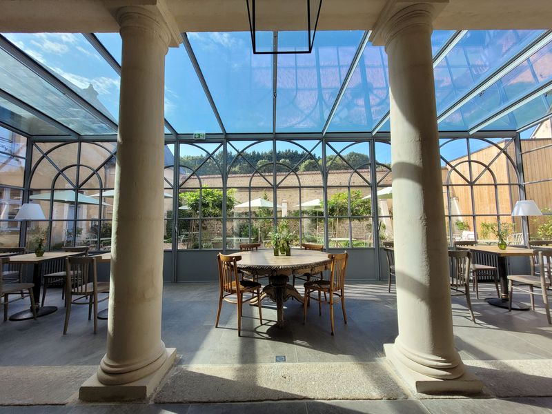 ©TOURISME 61 Hôtel-Les-Près-Saint-Hilaire-Le-Châtel