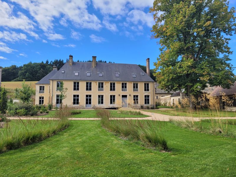 ©TOURISME 61 Hôtel-Les-Près-Saint-Hilaire-Le-Châtel