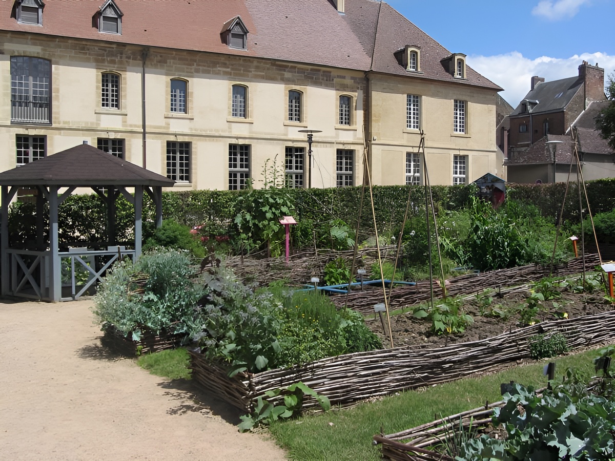 Jardin Conservatoire des Fleurs et Légumes du Pays d'Auge