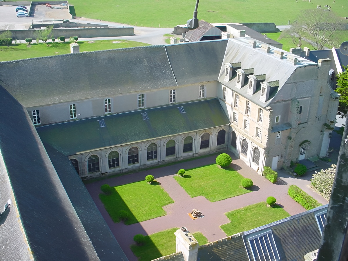 Abbaye Saint-Martin de Mondaye