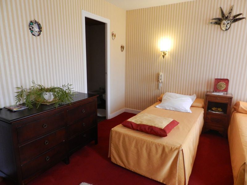 © orne tourisme La-Faiencerie-St-Denis-sur-Sarthon