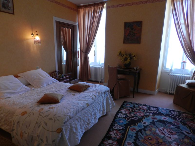 © orne tourisme La-Faiencerie-St-Denis-sur-Sarthon