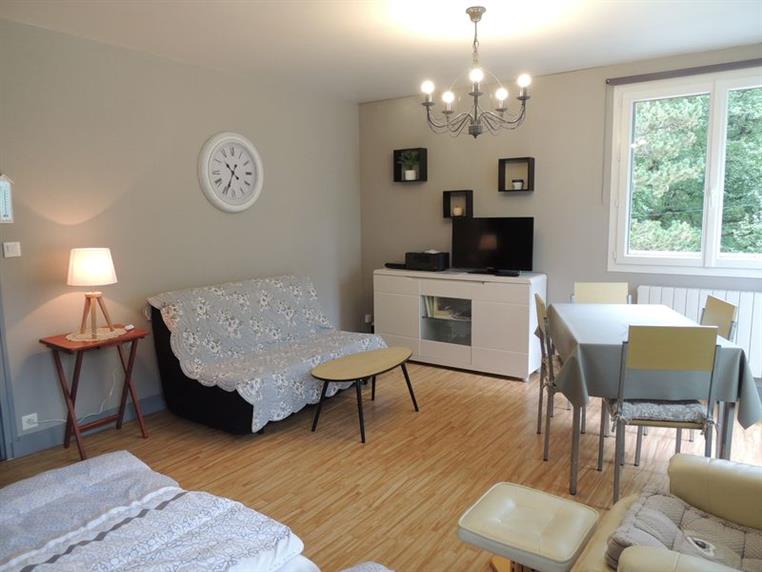 © TOURISME 61 La-Montjoie-8-Bagnoles