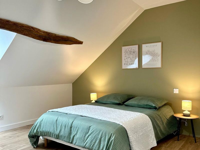 ©MME CHAMPAIN Le-Candie-Noble-Alencon