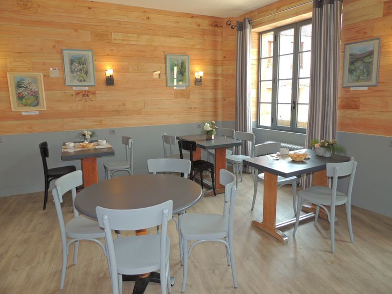 © Mme VALETTE Le-Montligeon-la-Chapelle-Montligeon