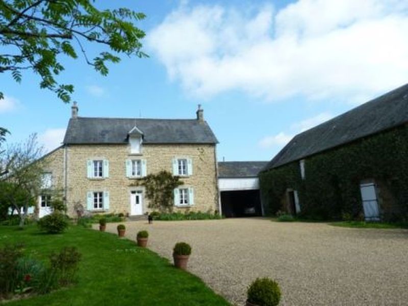 © Mme LEPLUMEY Les-Potinieres-Cuissai