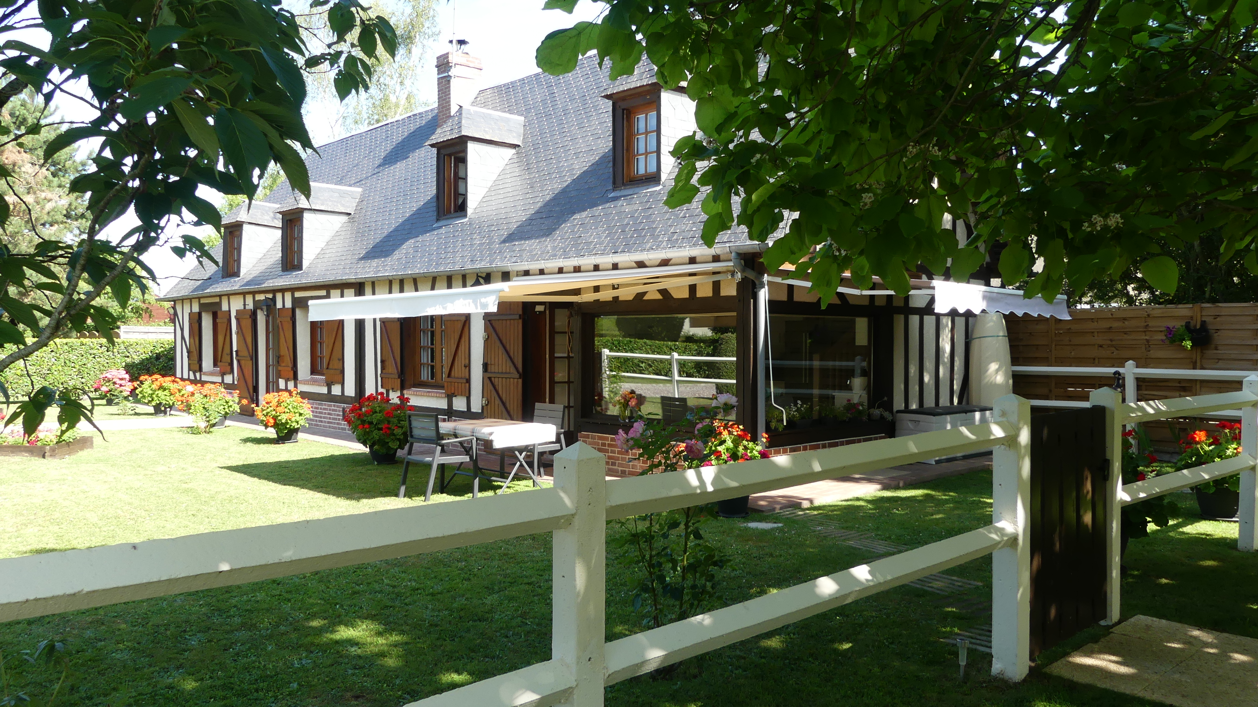 MAISON 1