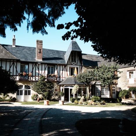 © MANOIR DU LYS Manoir-du-lys-Bagnoles