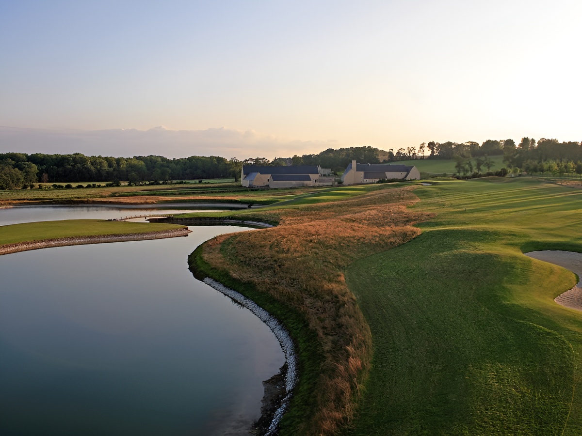 Omaha Beach Memorial Golf Club