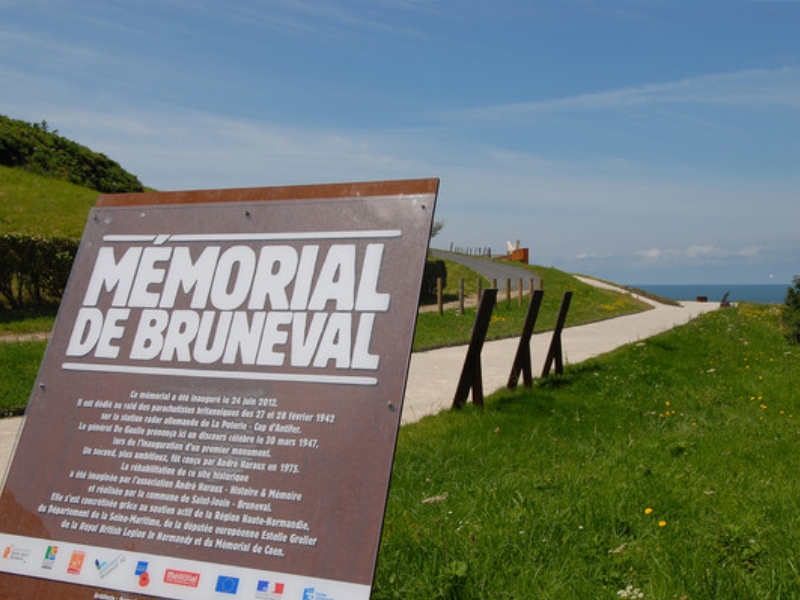 Mémorial de Bruneval à Saint-Jouin-Bruneval