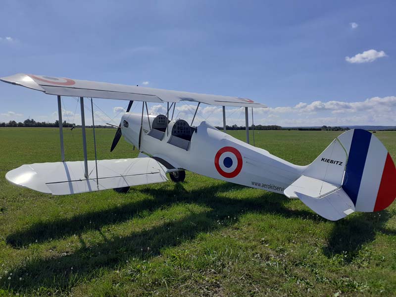 ©A. Griève La Normandie en biplan - Argentan
