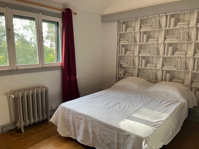 PHOTO CH