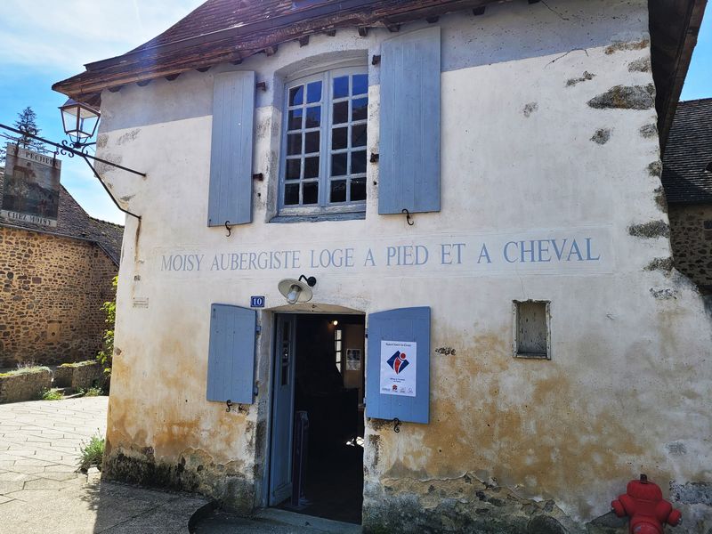 ©C.Courant_Orne Tourisme Point I Saint-Céneri-le-Gérei