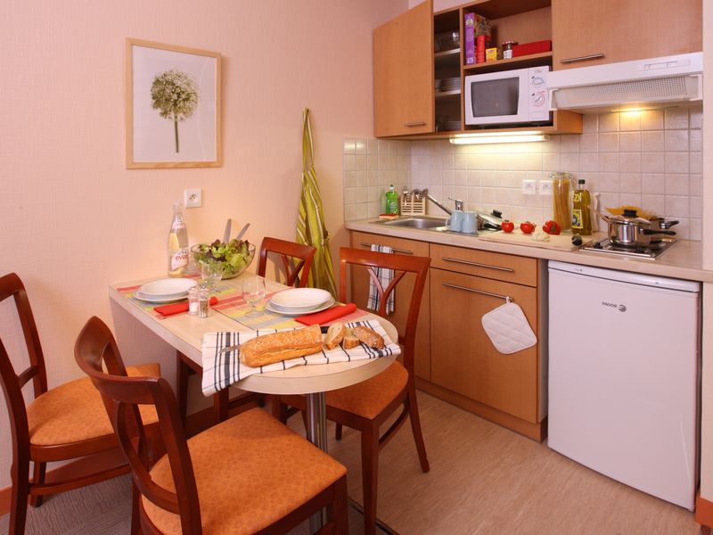 © les thermes Residence-des-thermes-Bagnoles