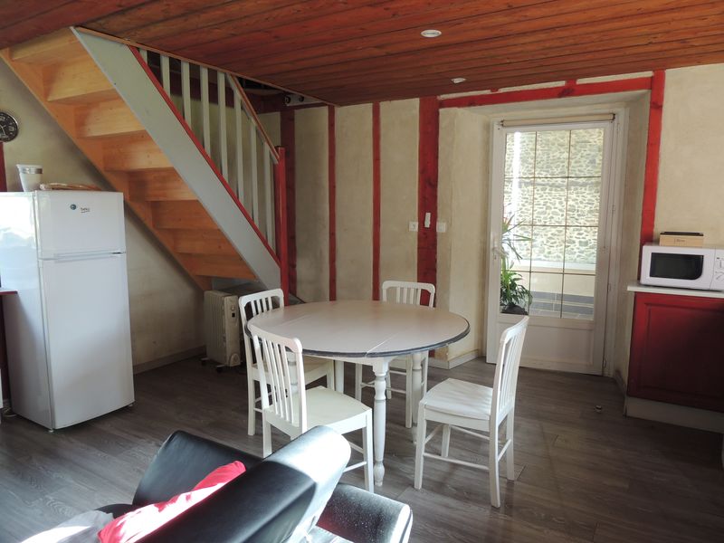 © TOURISME 61 Rouge-Gorge-St-Denis