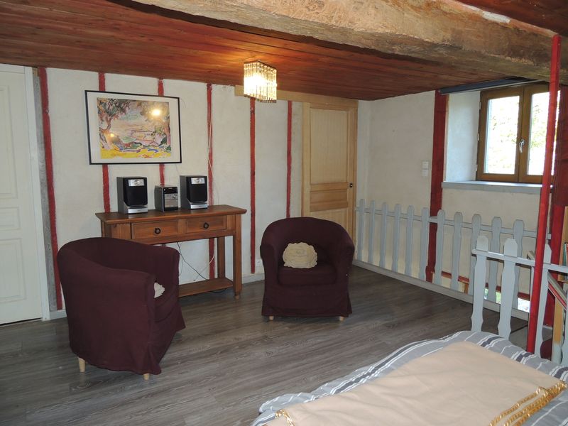 © TOURISME 61 Rouge-Gorge-St-Denis