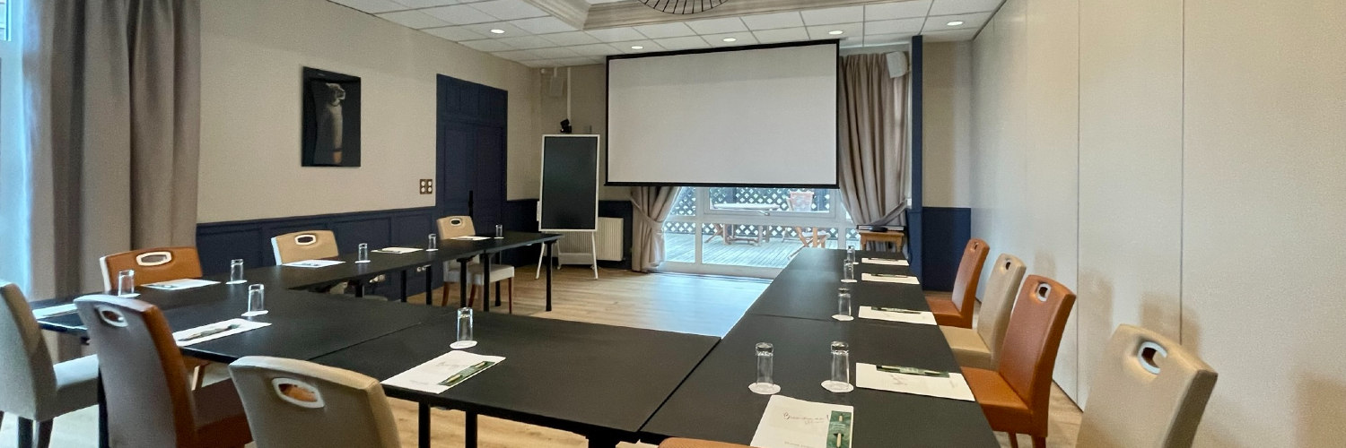 Salle de séminaire - Dormy House1