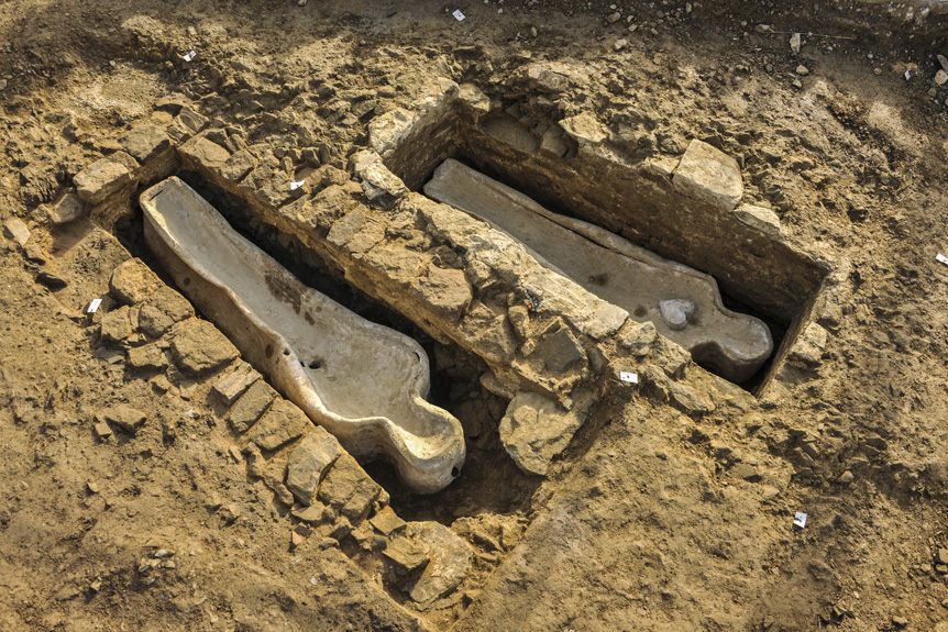 Sarcophages-de-plomb---Flers---Herve-Paitier-INRAP INRAP Sarcophages-de-plomb---Flers---Herve-Paitier-INRAP